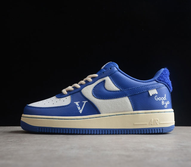 NK Air Force 1 # # DO5220-165 SIZE 36 36.5 37.5 38 38.5 39 40 40.5 41 42 42.5 4
