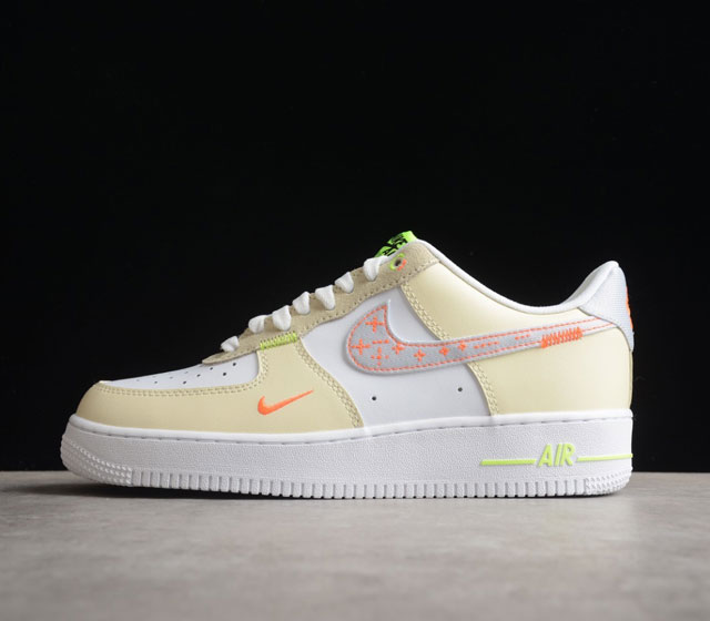 NK Air Force 1 # # FB1852-111 SIZE 36 36.5 37.5 38 38.5 39 40 40.5 41 42 42.5 4