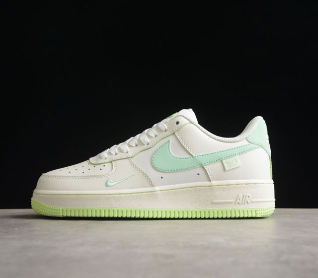 NK Air Force 1 # # FB1839-555 SIZE 36 36.5 37.5 38 38.5 39 40 40.5 41 42 42.5 4
