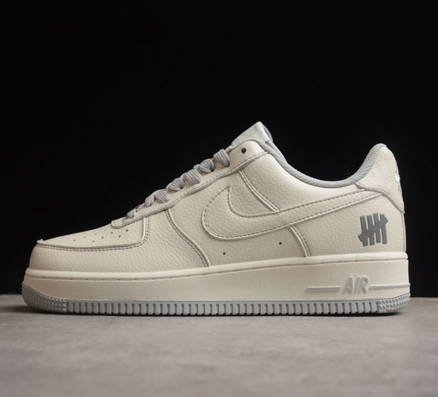 Undefeated x Nk Air Force 1 07 Low UN1988-666 # # SIZE 36 36.5 37.5 38 38.5 39