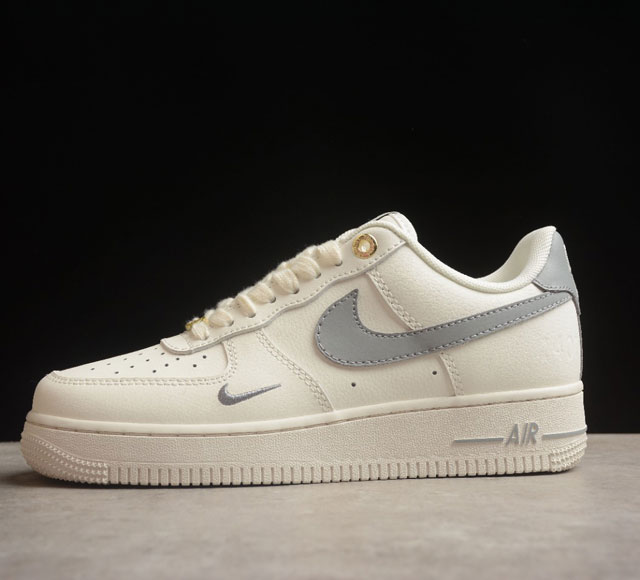 Nk Air Force 1'07 Low 40 DQ7658-106 # # SIZE 36 36.5 37.5 38 38.5 39 40 40.5 41
